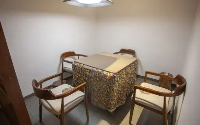 Yueshanju Hostel