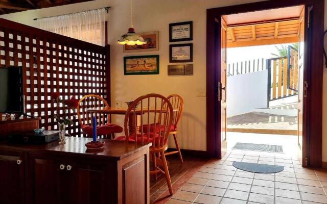 Casa Rural Manos de Oro by Isla Bonita