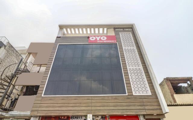 OYO 80710 Siya Residency