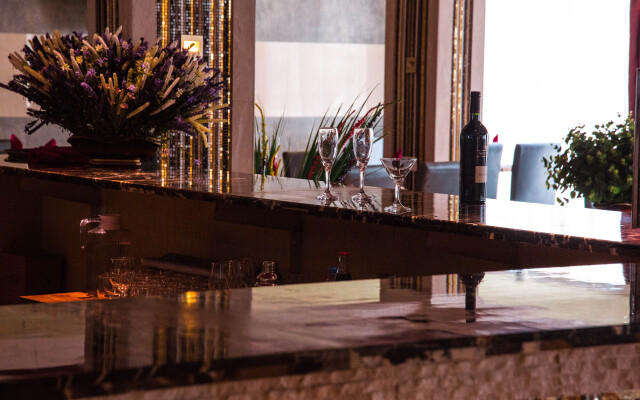 Tiffany Diamond Hotels
