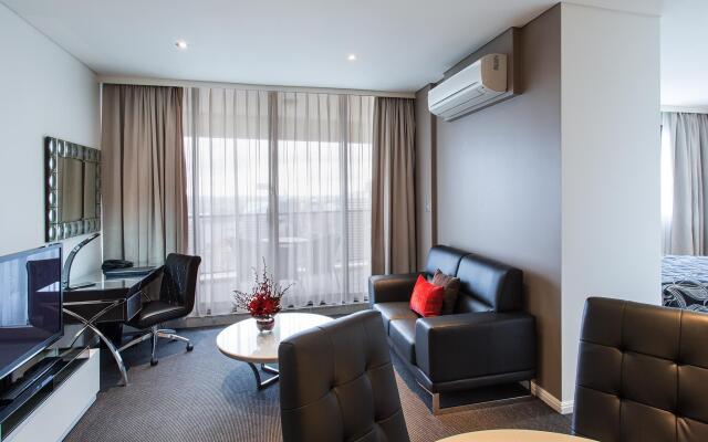 Meriton Suites Kent Street, Sydney