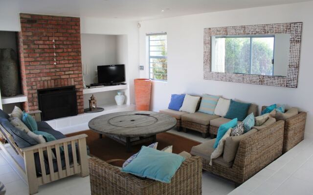 10 Villa Paradiso Self catering