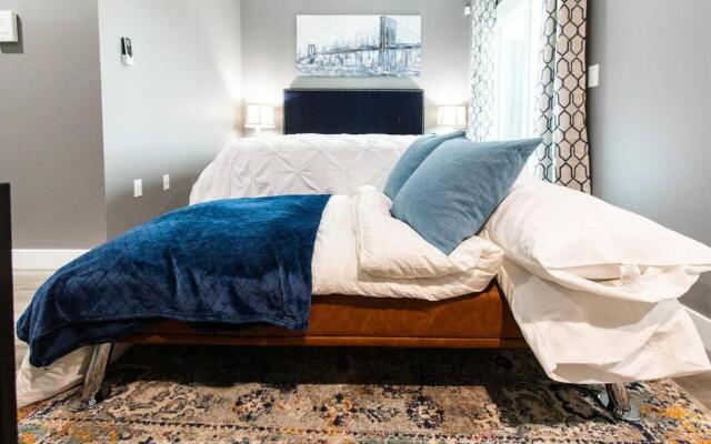 Professionals-restaurants-fastwifi-a C-desk- Pets