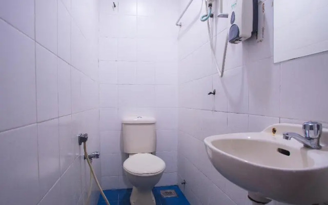 Super OYO 44097 Avatarr Hotel