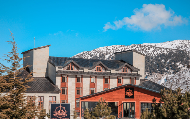 West Davraz Hotel