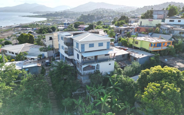 Charmant appartement avec terrasse, vue sur lagon