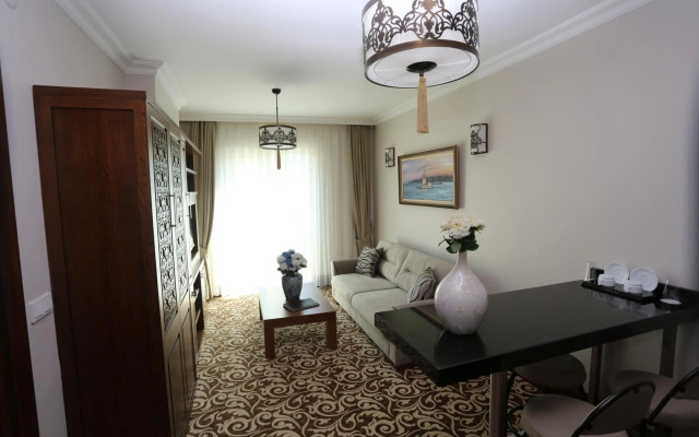 K Suites Hotel