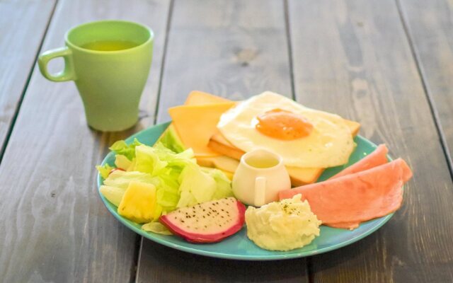 Green Hotel - West District