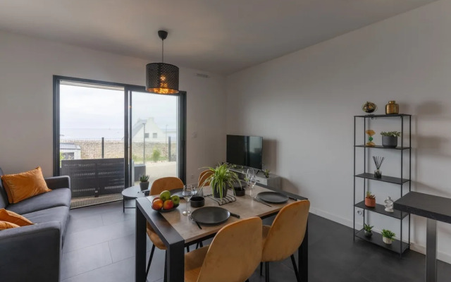 Apartment in Porspoder Near Plage du Bourg