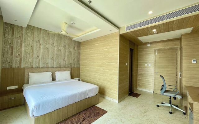 TBS Sea View - Full AC- Pool & Breakfast