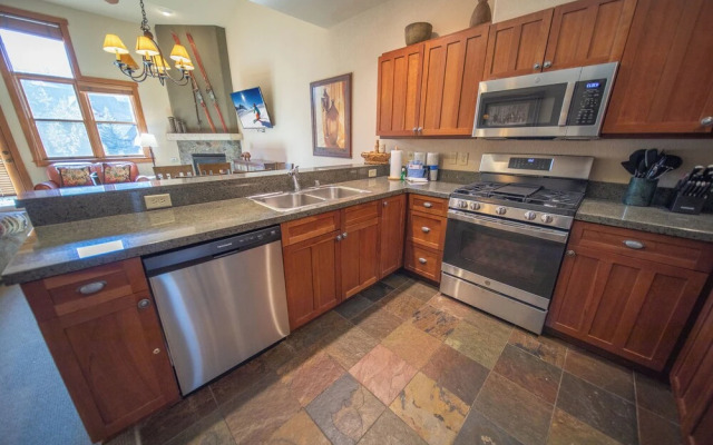 Red Hawk Townhomes 2337