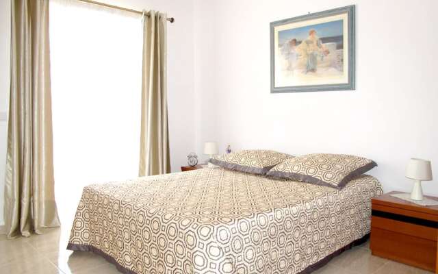 Apartment With 2 Bedrooms in Olhão, With Wonderful City View, Terrace