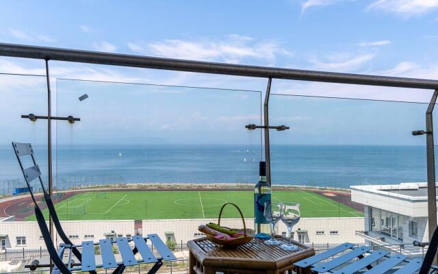 Sea View Apartments (Си Вью Апартментс)