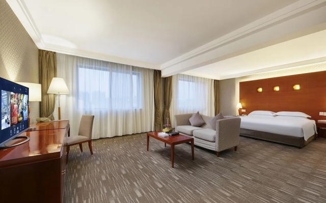 Huayang Plaza Hotel