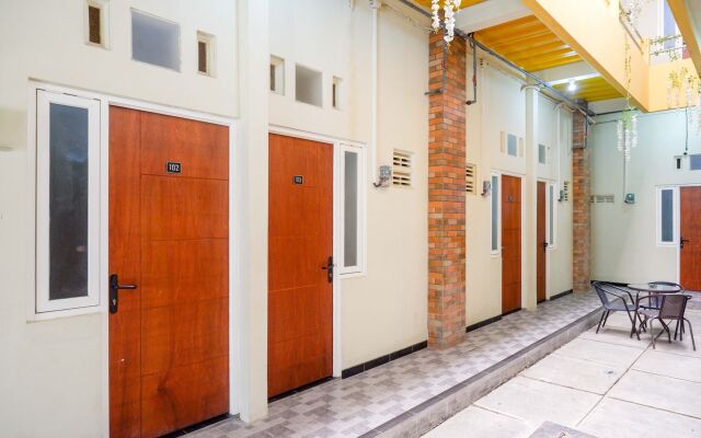 RedDoorz near Bandara Ahmad Yani Semarang