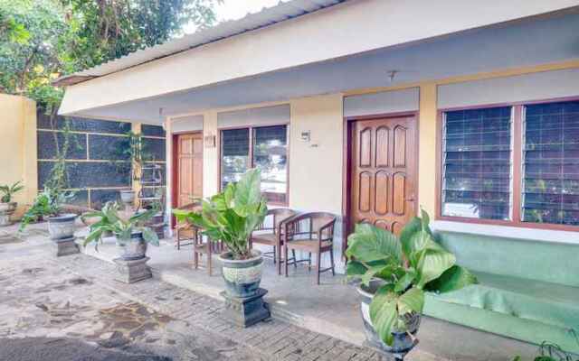 Oyo Life 2792 Kadoeng Krasan Banyuwangi