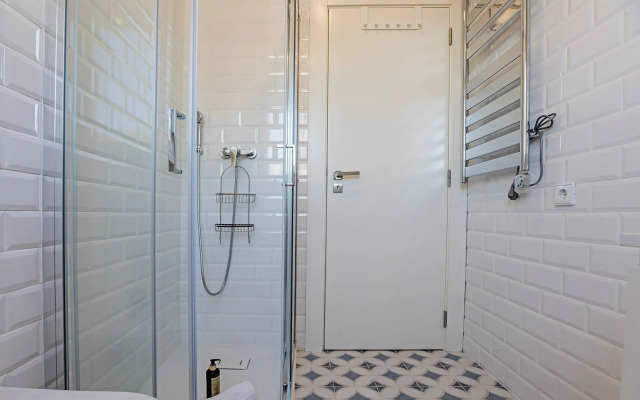 Superb Flat w/ Balcony and AC by LovelyStay