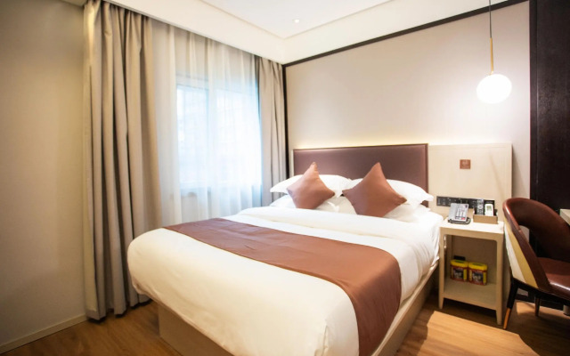 GYA Shanghai Jiangpu Hotel