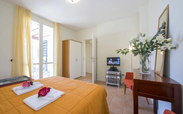 Porto Letizia Begonia 5