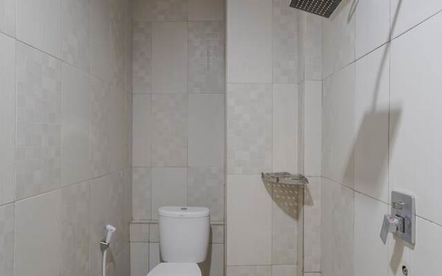 RedDoorz Plus near Dharmawangsa Square 2