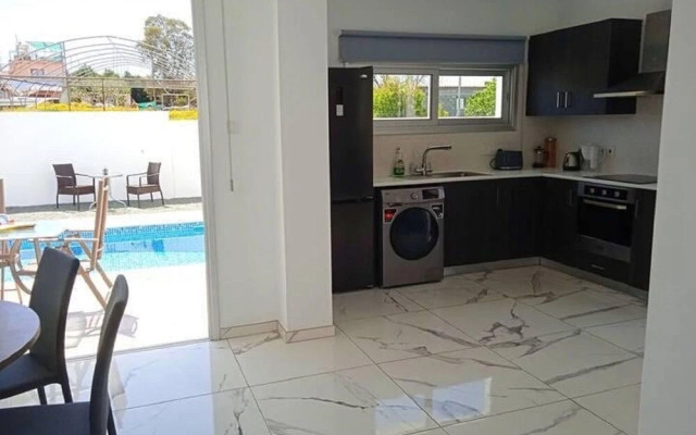 Beautiful Detached Modern Villa With Pool