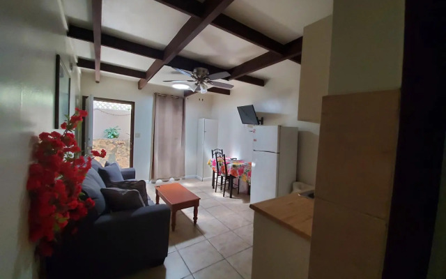 Sunset Gardens Guesthouse