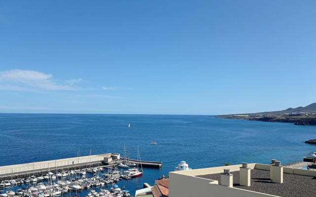 Candelaria vistas al mar