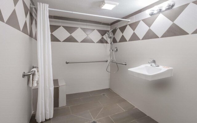 Rodeway Inn San Bernardino - Colton