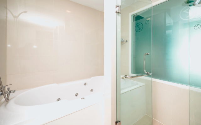 Sleep With Me Hotel design hotel @ patong