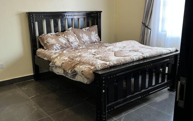 Inviting 9-bed Villa in Kampala