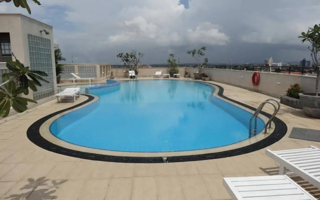 Hedges Court Residencies Town Hall- 2 Bed Room Apartment
