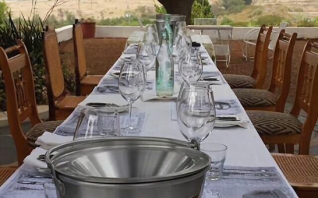 SCALI Wine LODGE