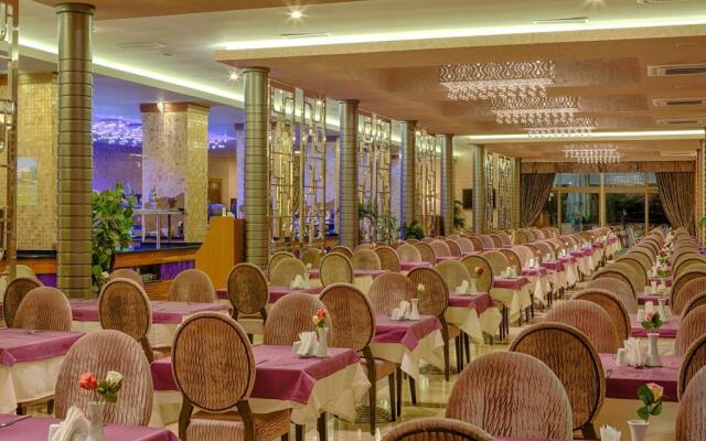 Golden Rock Beach Hotel - All Inclusive