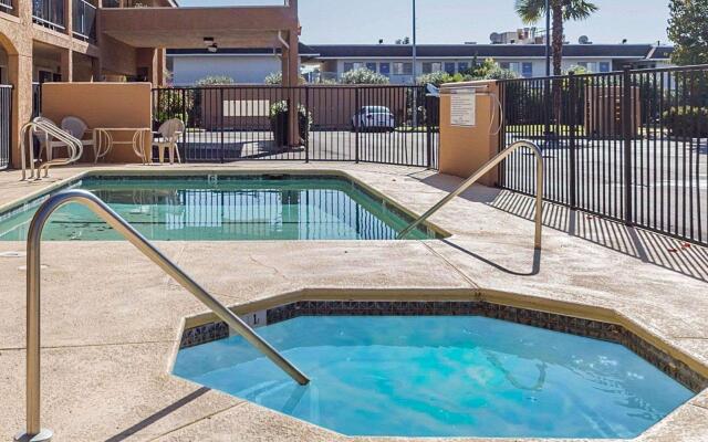 SureStay Hotel by Best Western Williams