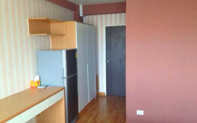Parinda Condo by Panicha