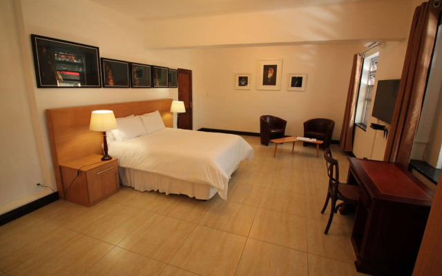 Troyeville Hotel
