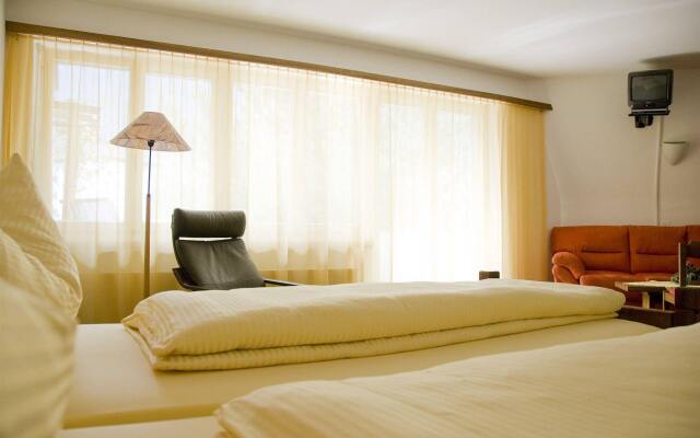 Schlosshotel - Self Check-In Hotel am Schlosspark