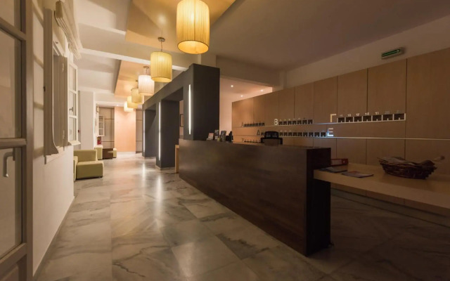 Far Out Hotel & Spa
