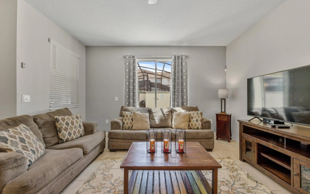 Luxury Thownhouse with private pool