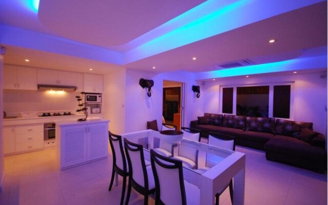 Villa Chok in beachfront villa resort