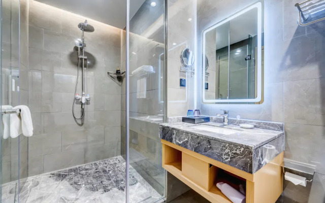 VX Hainan Dongfang City Dongfang Haijun Hotel