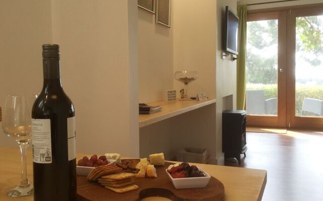 The Jonathan Art Centre