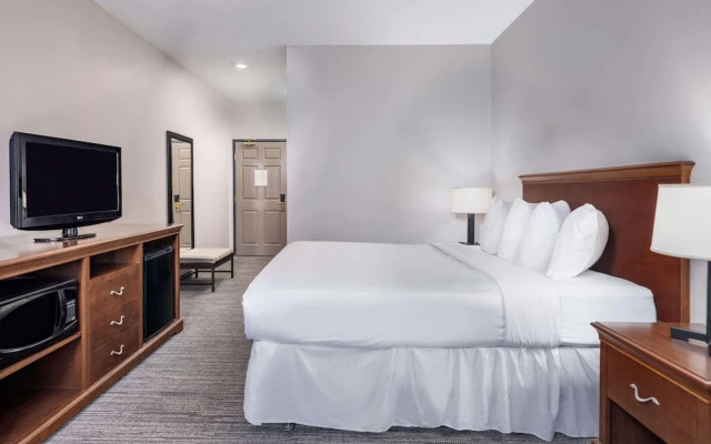 Country Inn & Suites By Carlson Toledo, OH