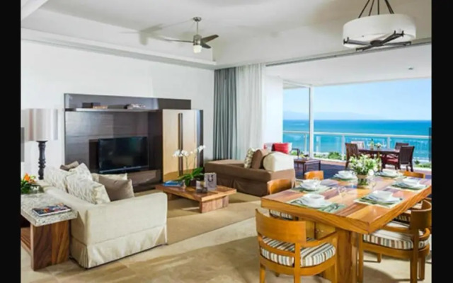 Grand Luxxe at Vidanta Nuevo Vallarta