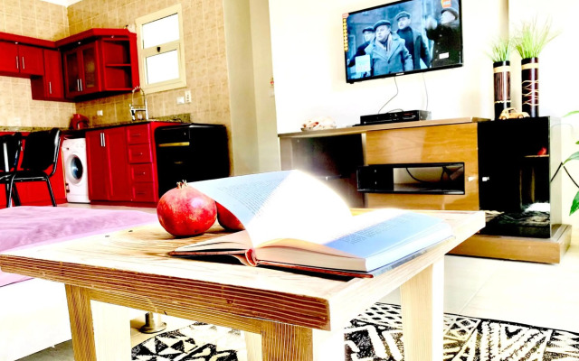 Panda House Sheraton Road