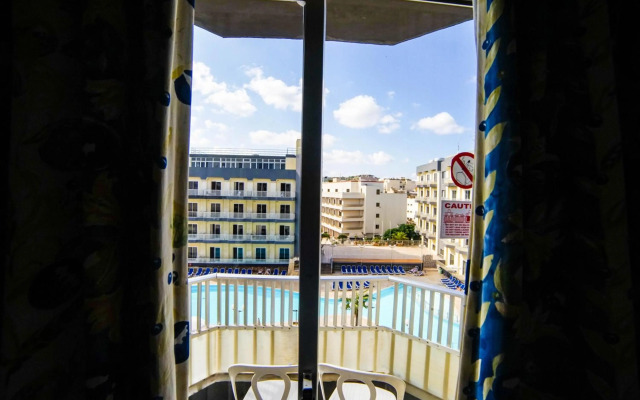 Topaz Hotel
