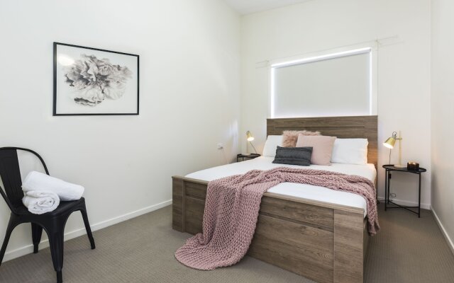 2 Bedroom with Parking Near Central Cessnock