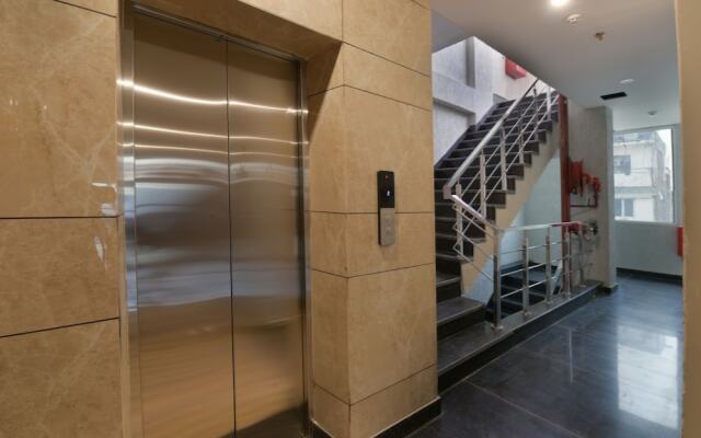 Hotel Admire Inn By F9 Hotels