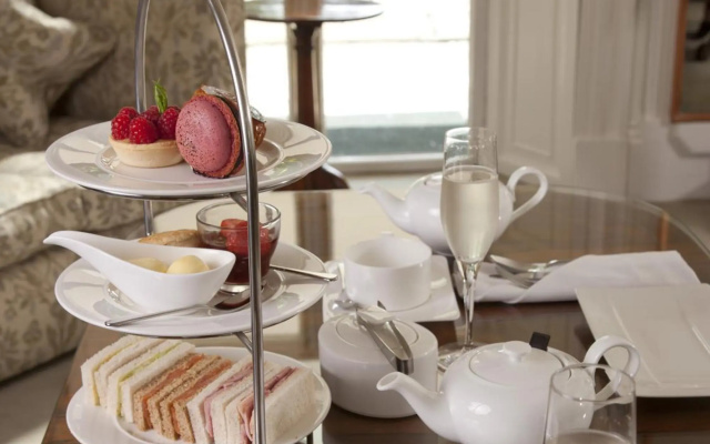 Sudbury House Hotel