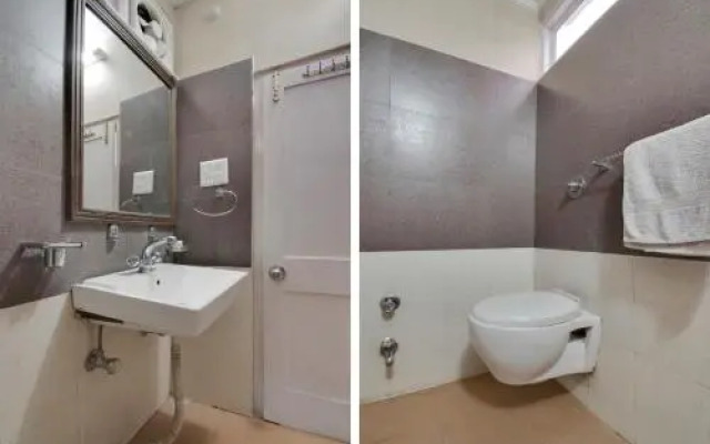 Hotel White House By OYO Rooms